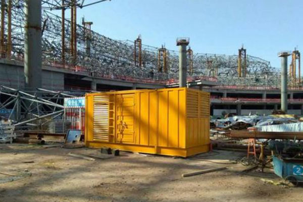 平川发电机出租如何判断空气滤清器是否需要更换？
